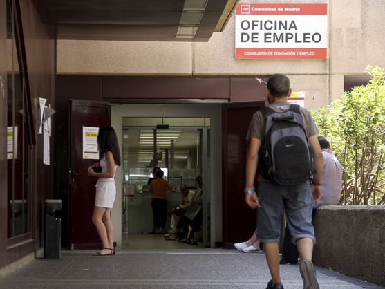 El SEPE ofrece estas ayudas si cobras menos de 900 euros al mes en España : consulta si estás entre los beneficiarios
