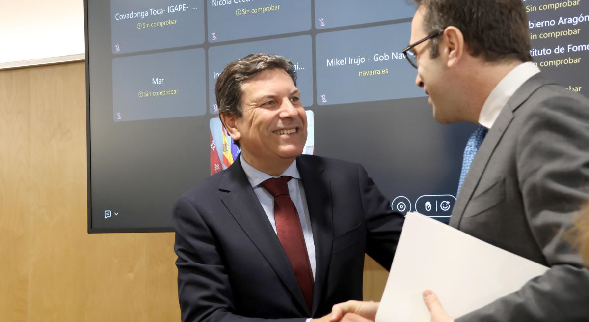 Castilla y León pide reducir impuesto de sociedades y cotizaciones para mejorar la competitividad