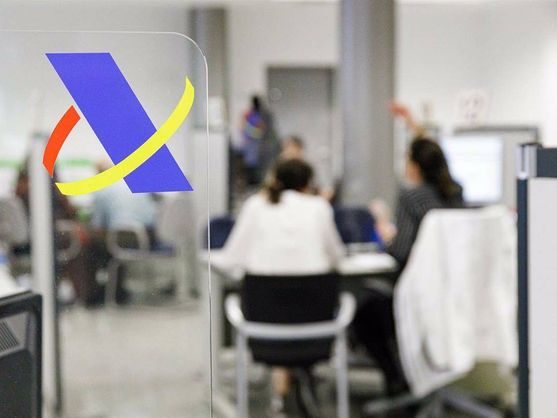 El aviso de Hacienda que tiene que ver con la declaración de la Renta: muy atento si te llega esta carta los próximos días