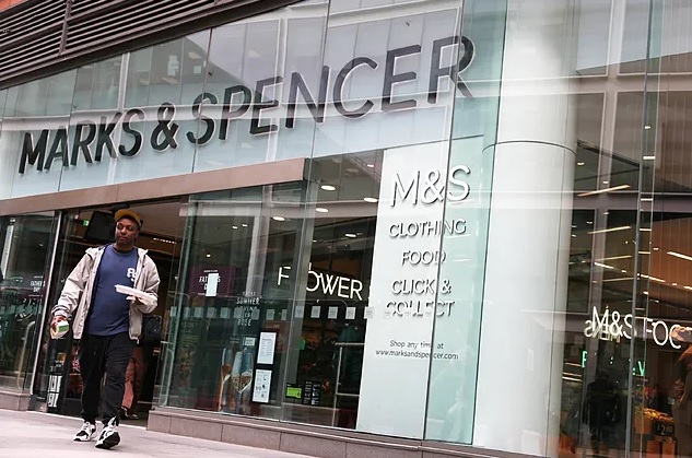 Un ciberataque causa pérdidas de 250 millones a la cadena de supermercados británica Marks & Spencer