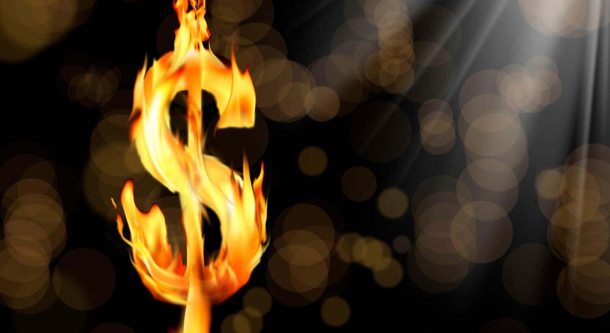El dólar se encamina a su quinto mes de caídas al perder fuerza el fallo judicial arancelario