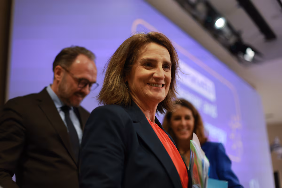 Bruselas renuncia a recomendar el teletrabajo obligatorio en su lista de medidas contra la crisis energética
